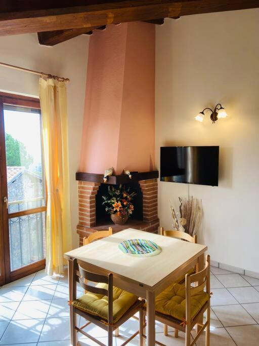 A Casa Di Claudia Appartement Saturnia Buitenkant foto